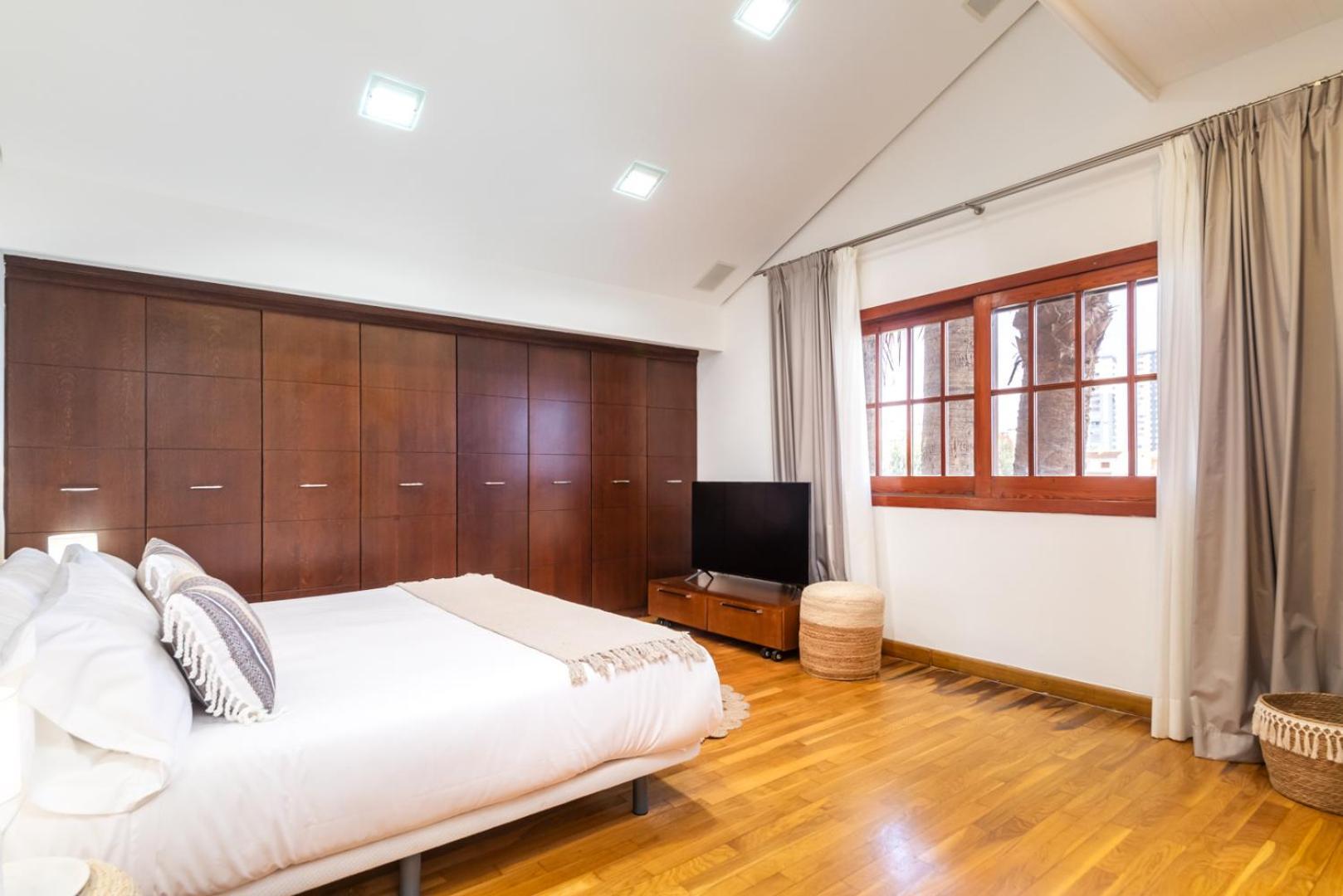 Dolce Vita B&B - Only Adults プラヤ・ポブラ・デ・ファーナルス 部屋 写真
